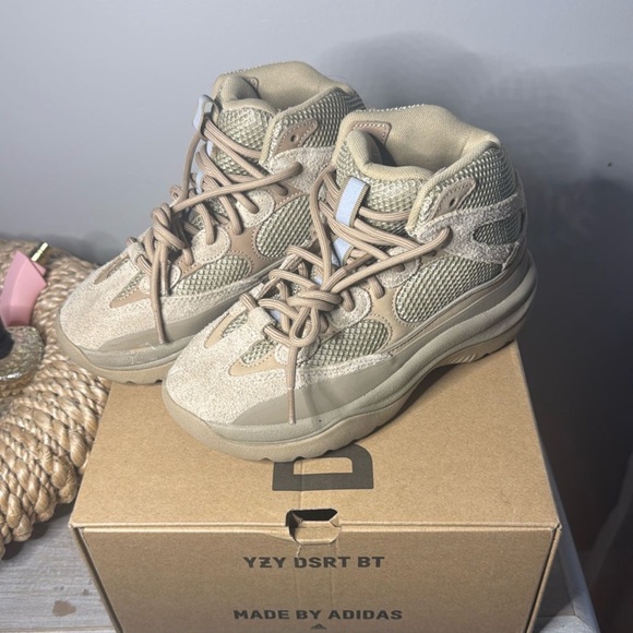 Adidas YZY DSRT BT Sneakers in Tan - Picture 1 of 1